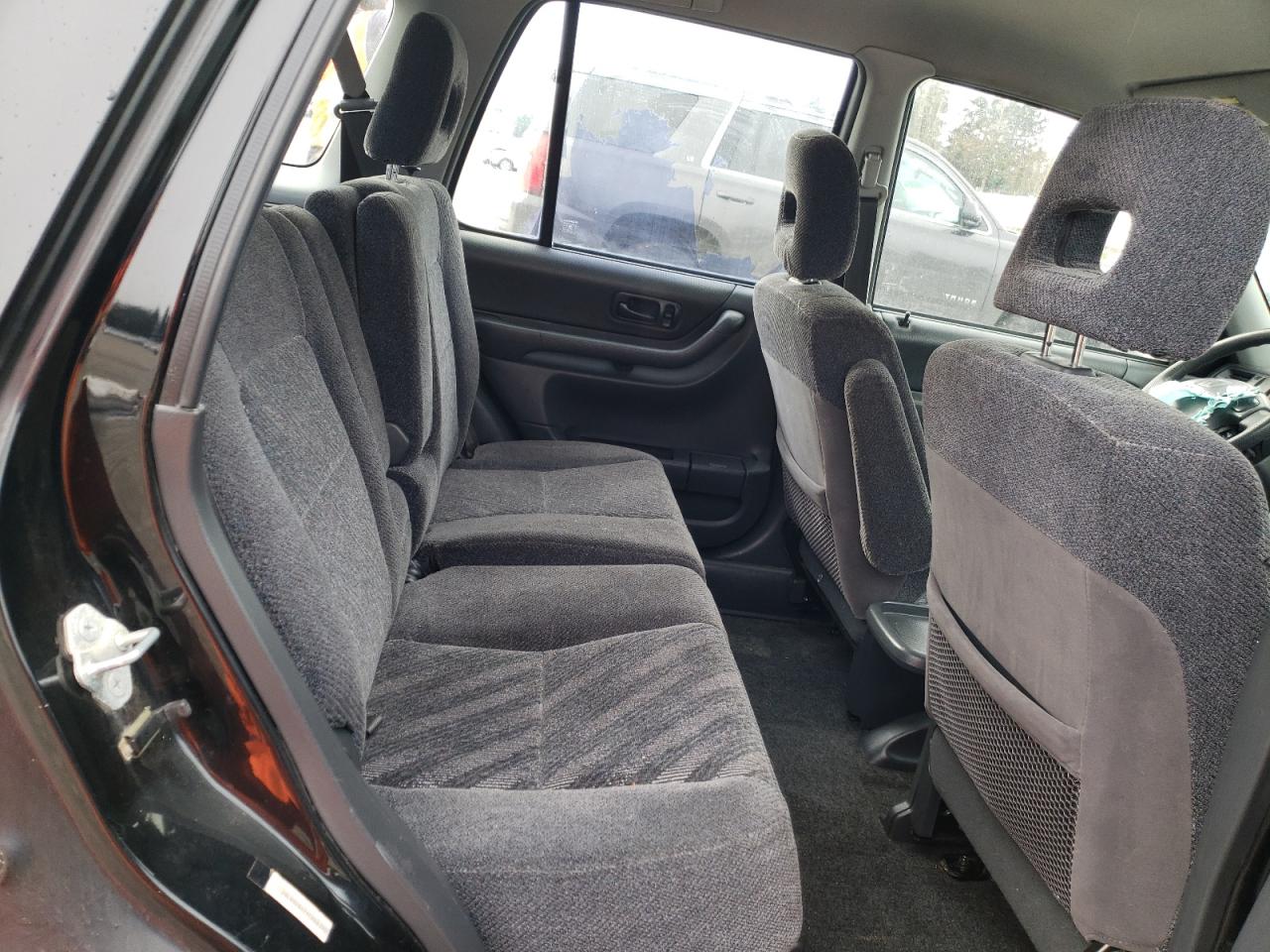 2000 Honda Cr-V Lx VIN: JHLRD2847YC004395 Lot: 46134394