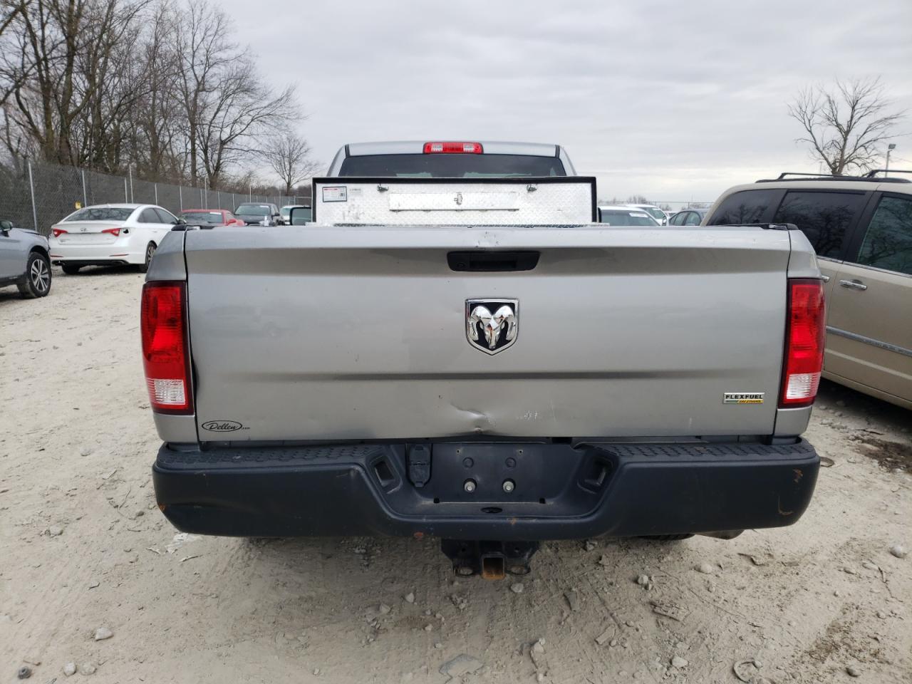 2019 Ram 1500 Classic Tradesman VIN: 3C6JR6DGXKG589486 Lot: 43523604