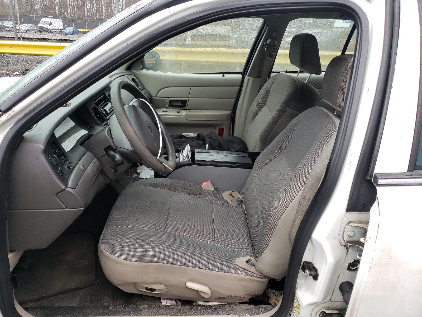 2FAFP71W06X142253 2006 Ford Crown Victoria Police Interceptor