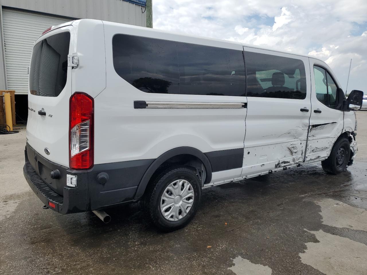 1FBAX2YGXRKA12451 2024 Ford Transit T-350