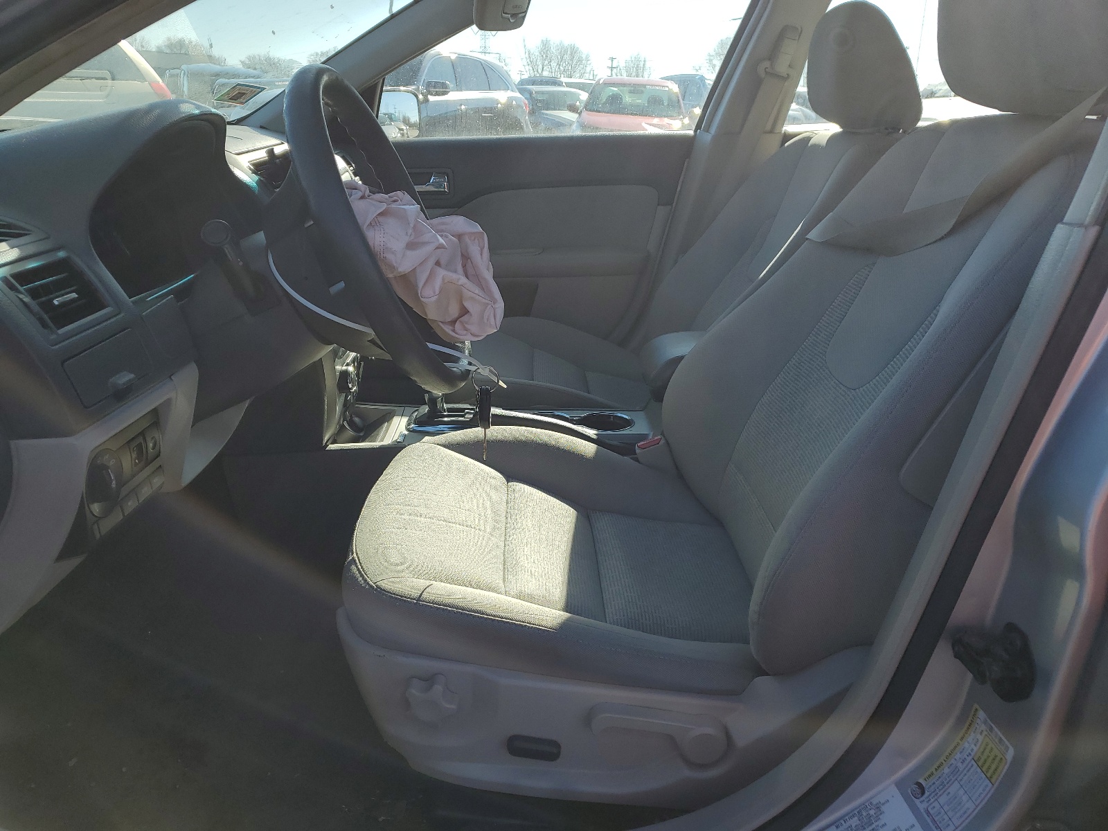 3FAHP0HA0AR182561 2010 Ford Fusion Se