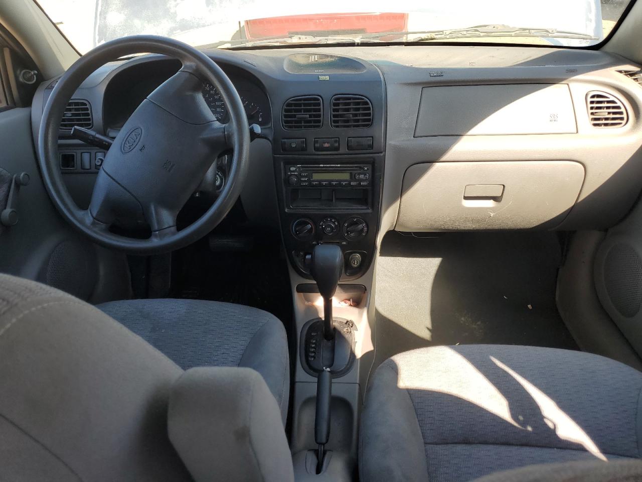 KNADC123626154568 2002 Kia Rio