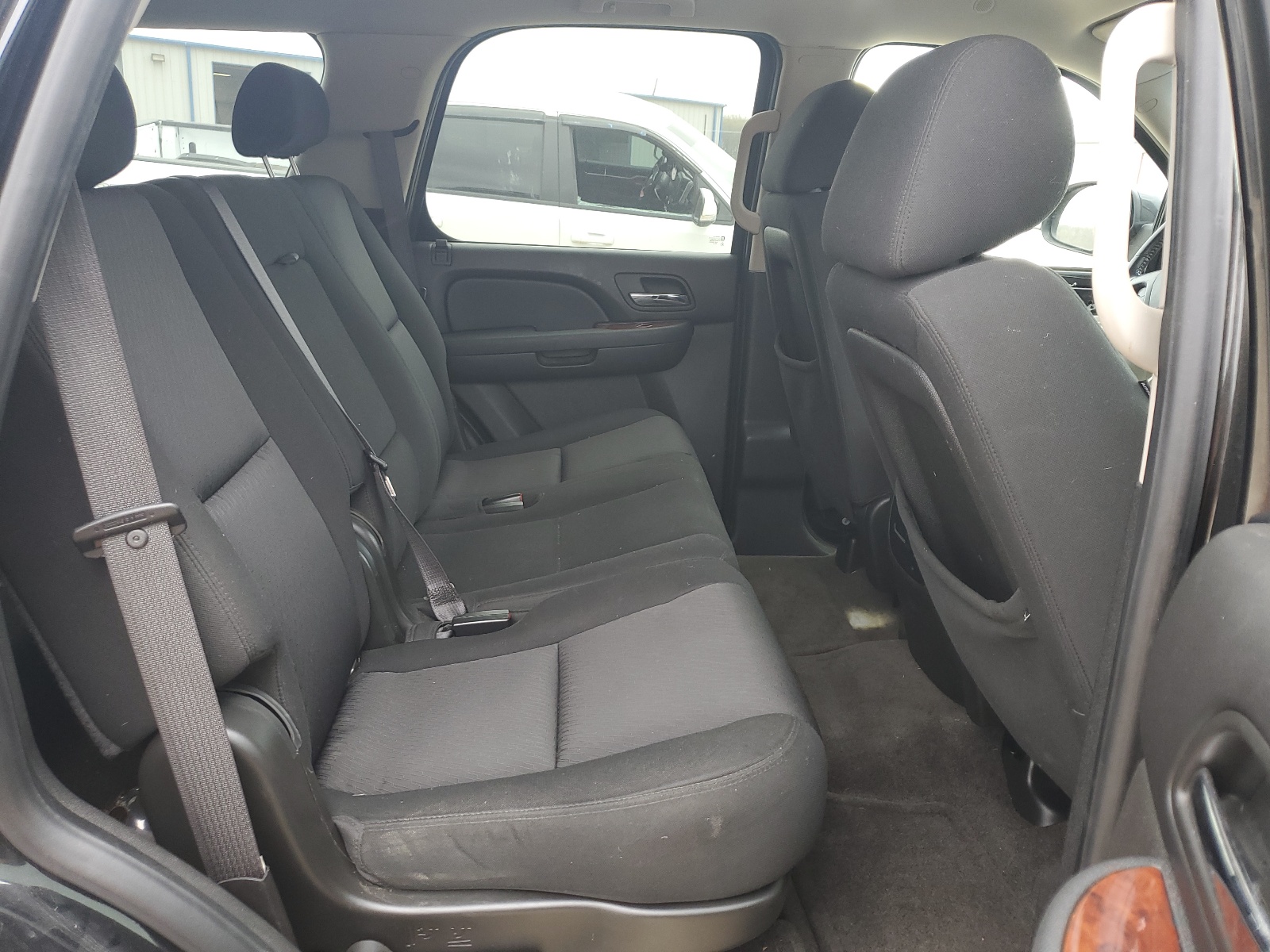 1GNUCAE06AR238379 2010 Chevrolet Tahoe C1500 Ls