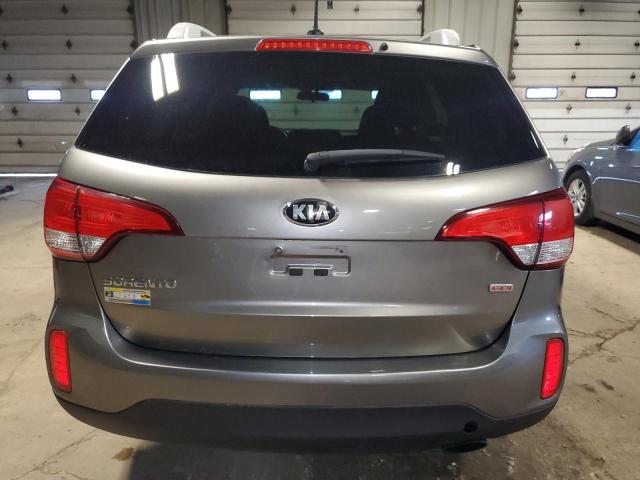  KIA SORENTO 2015 Серый