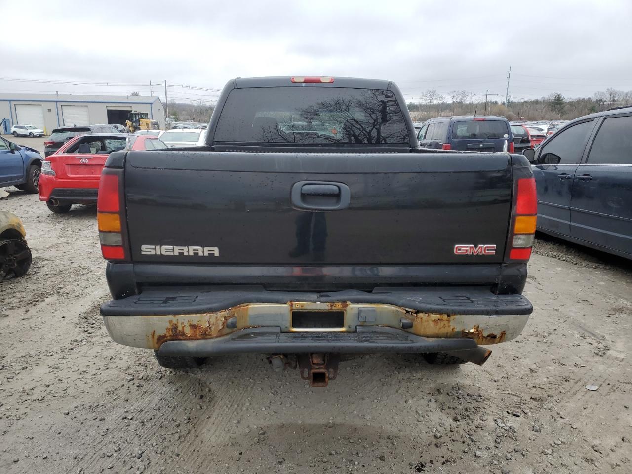 2005 GMC Sierra K2500 Heavy Duty VIN: 1GTHK23U35F955712 Lot: 47643034