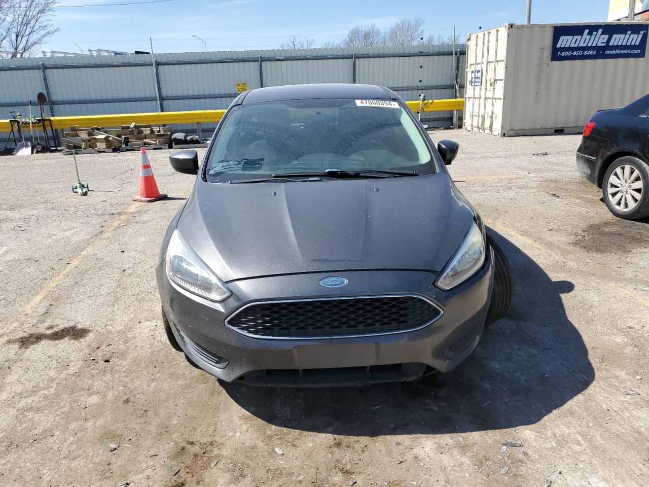 VIN 1FADP3K20JL256285 2018 FORD FOCUS no.5