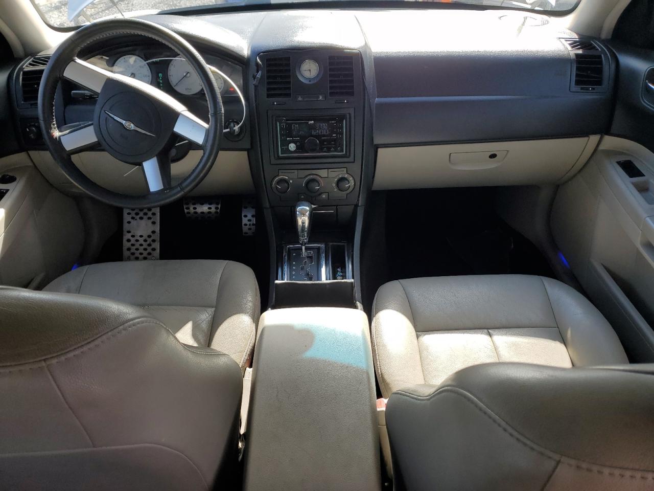 2005 Chrysler 300 Touring VIN: 2C3JA53G75H175554 Lot: 46785644