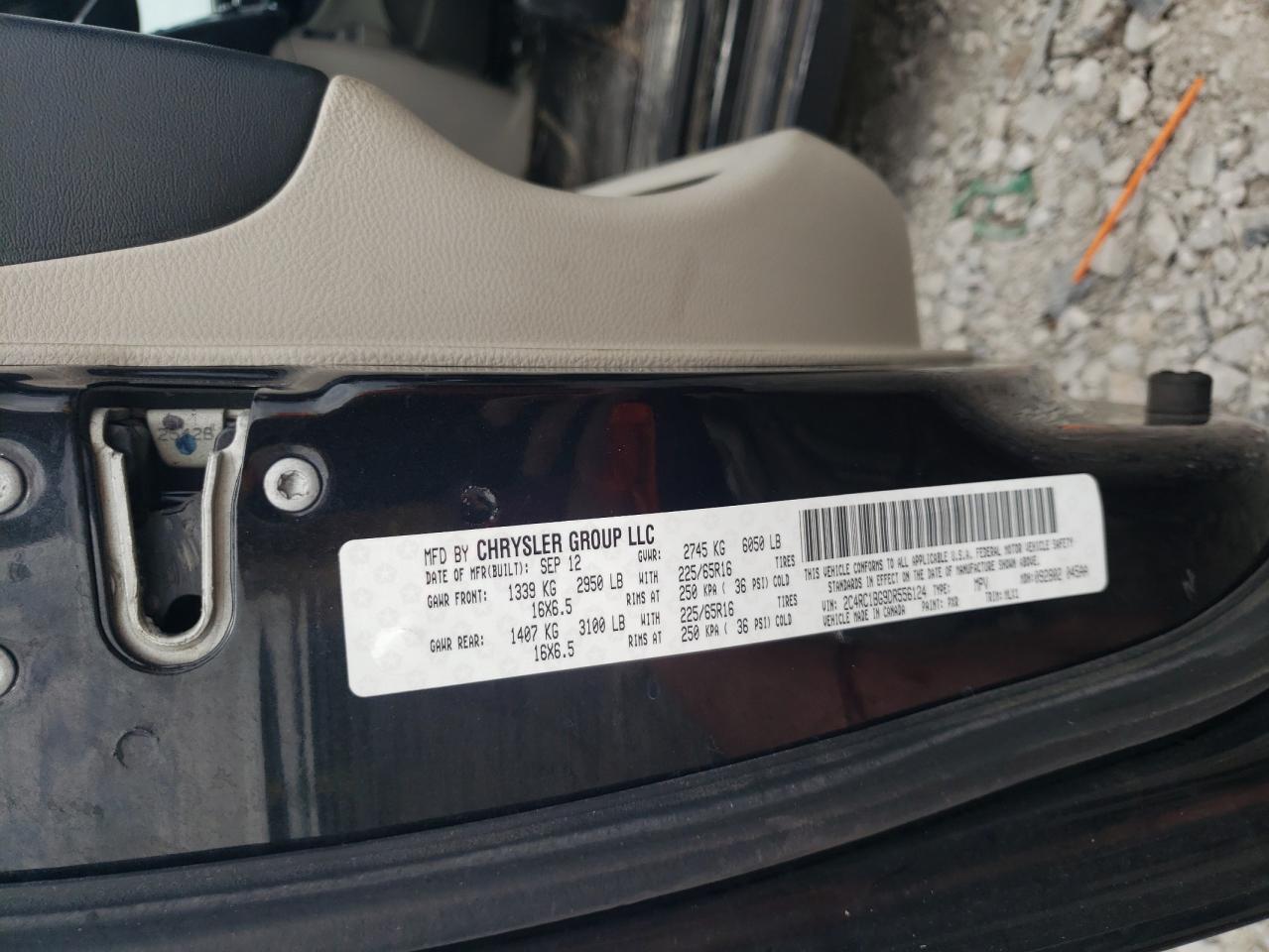 2013 Chrysler Town & Country Touring VIN: 2C4RC1BG9DR556124 Lot: 92395755