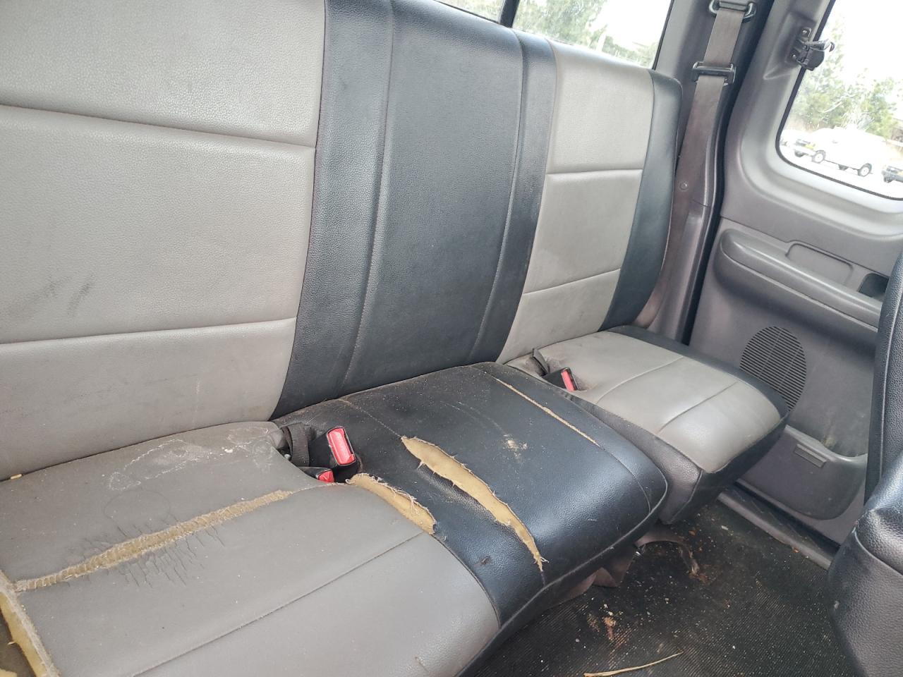 1999 Ford F150 VIN: 2FTZX1727XCA86314 Lot: 45777194