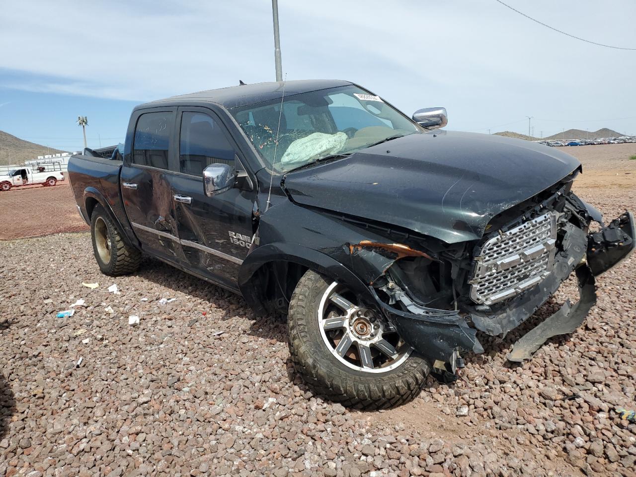 2015 RAM 1500 - Image 4