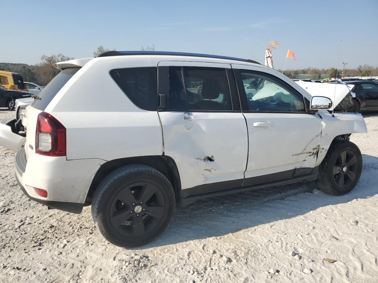 2015 Jeep Compass Latitude VIN: 1C4NJDEB0FD436451 Lot: 47768844