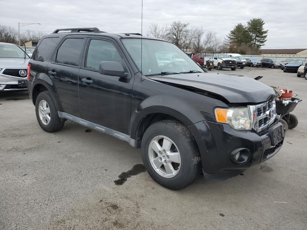 1FMCU9DG3AKA68761 2010 Ford Escape Xlt