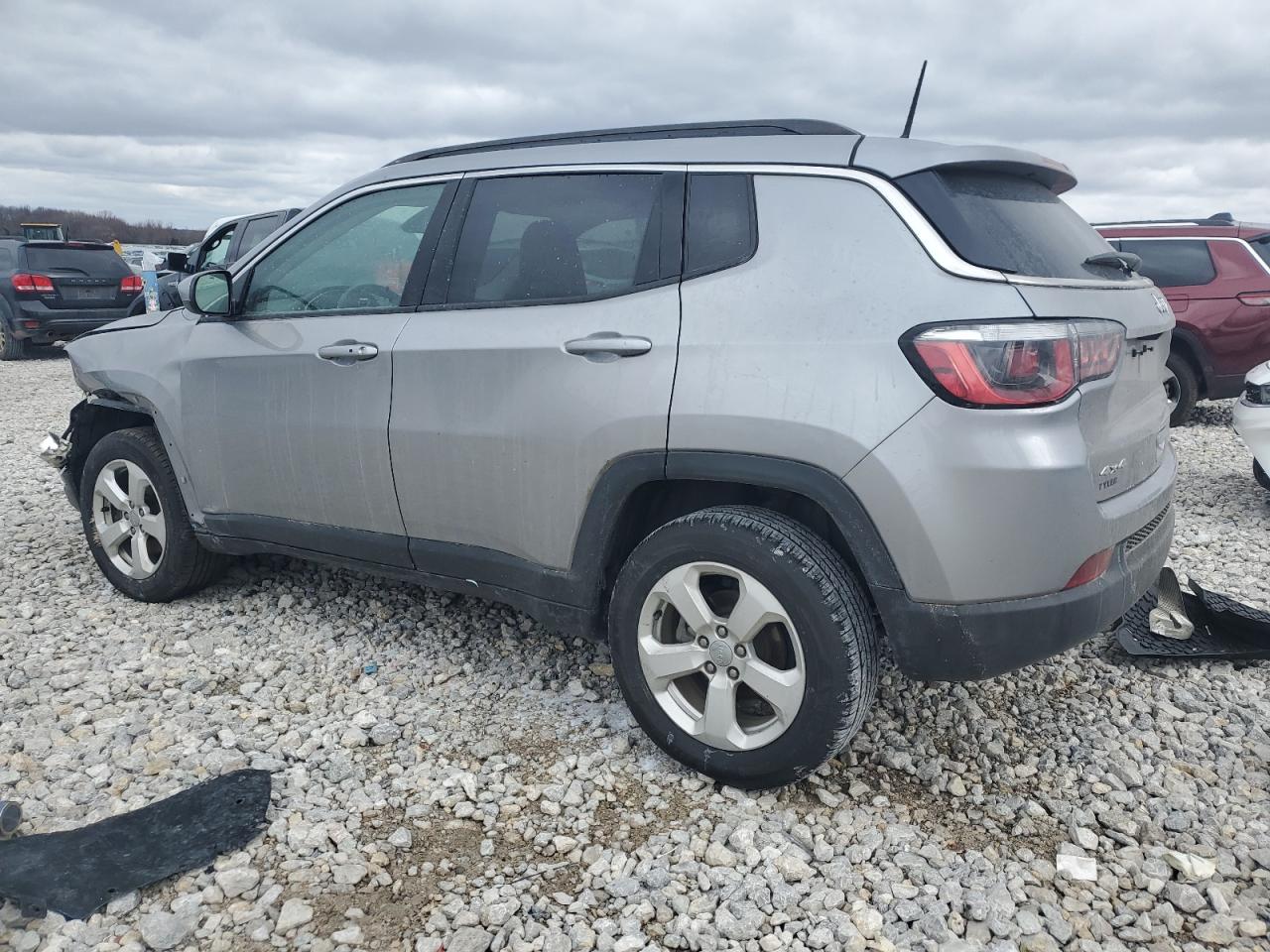 2018 Jeep Compass Latitude VIN: 3C4NJDBB4JT201400 Lot: 47284264