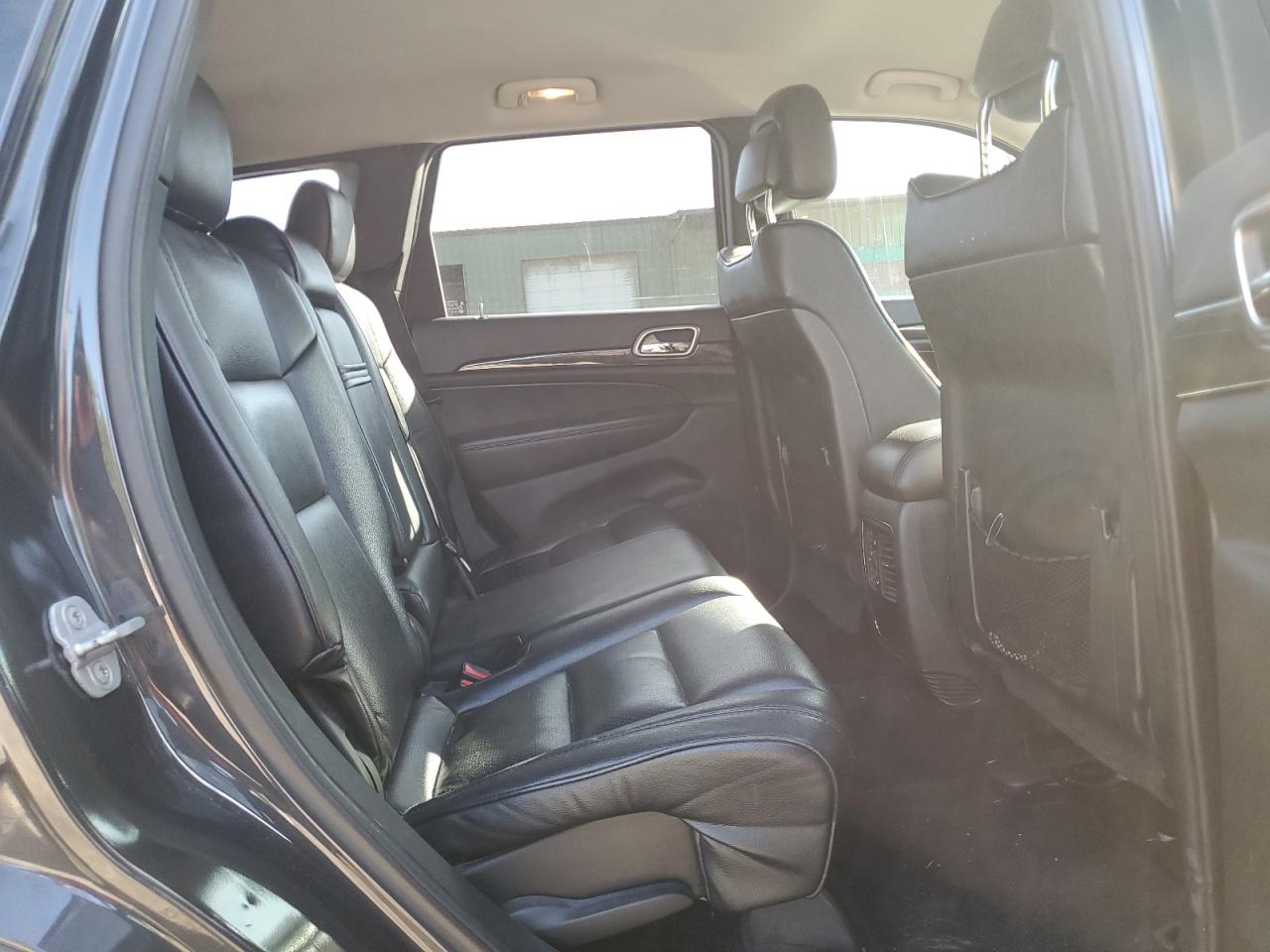 2011 Jeep Grand Cherokee - Image 10