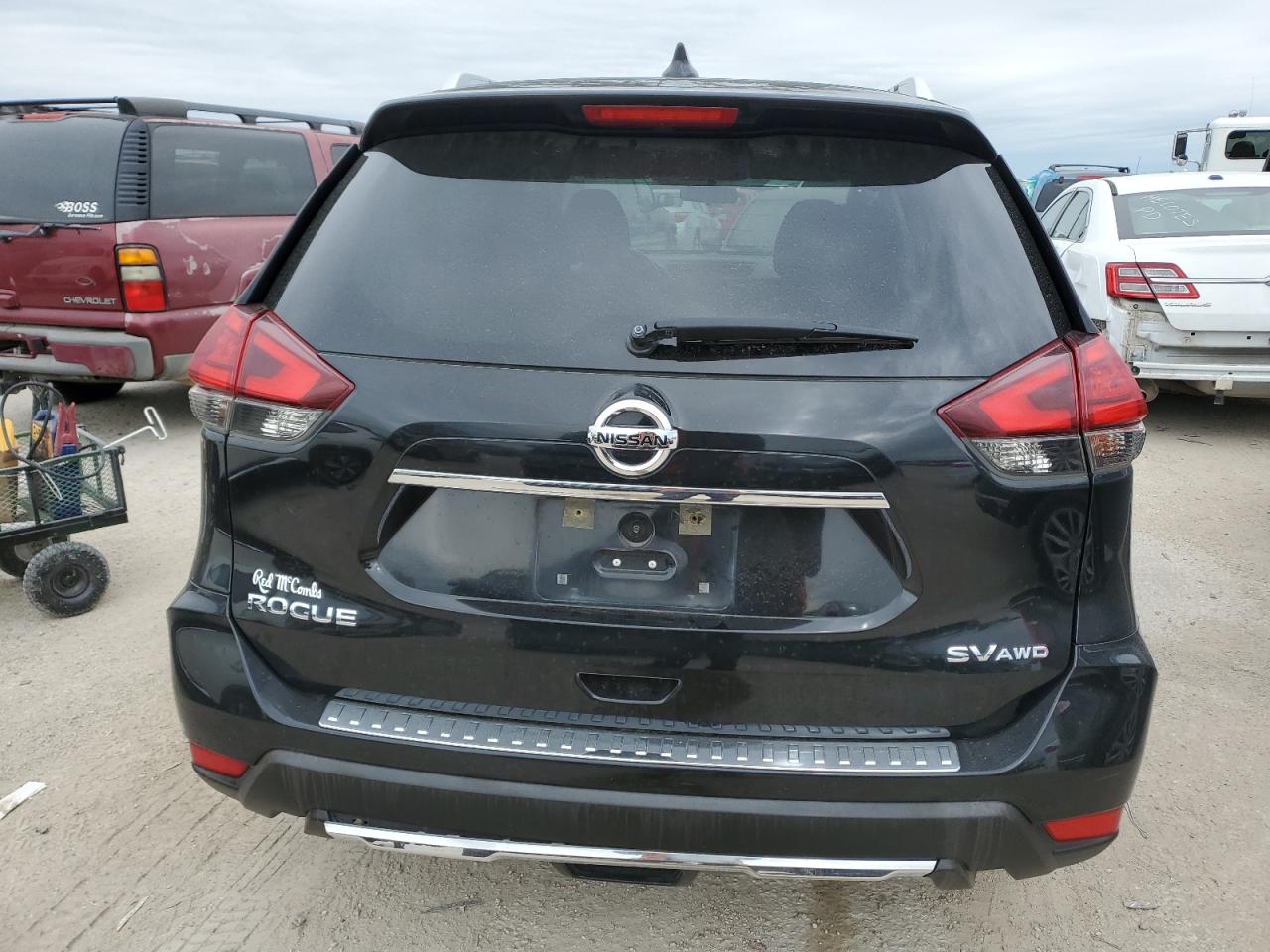 2017 Nissan Rogue - Image 6