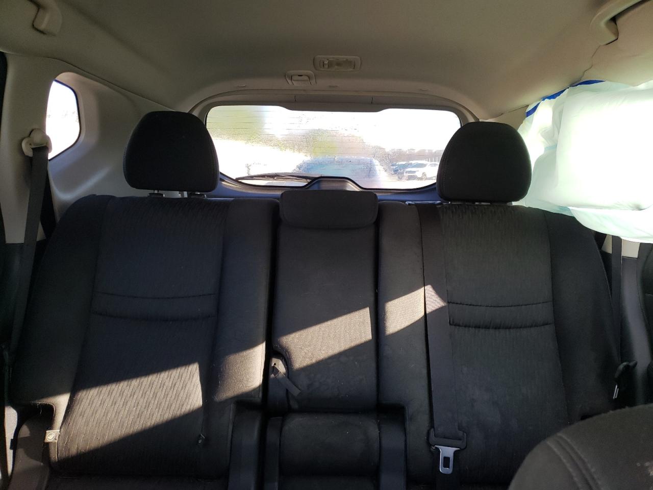 2020 Nissan Rogue - Image 10