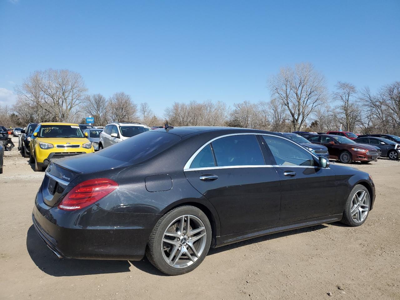 2016 Mercedes-Benz S 550 4Matic VIN: WDDUG8FB7GA266226 Lot: 48322364