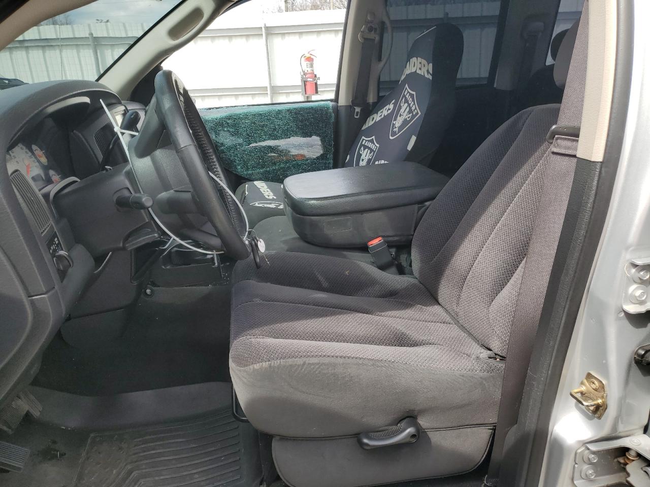 2004 Dodge Ram 1500 St VIN: 1D7HA18D04J116513 Lot: 46932534