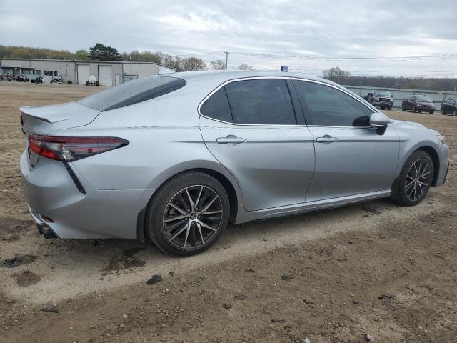  TOYOTA CAMRY 2024 Серебристый