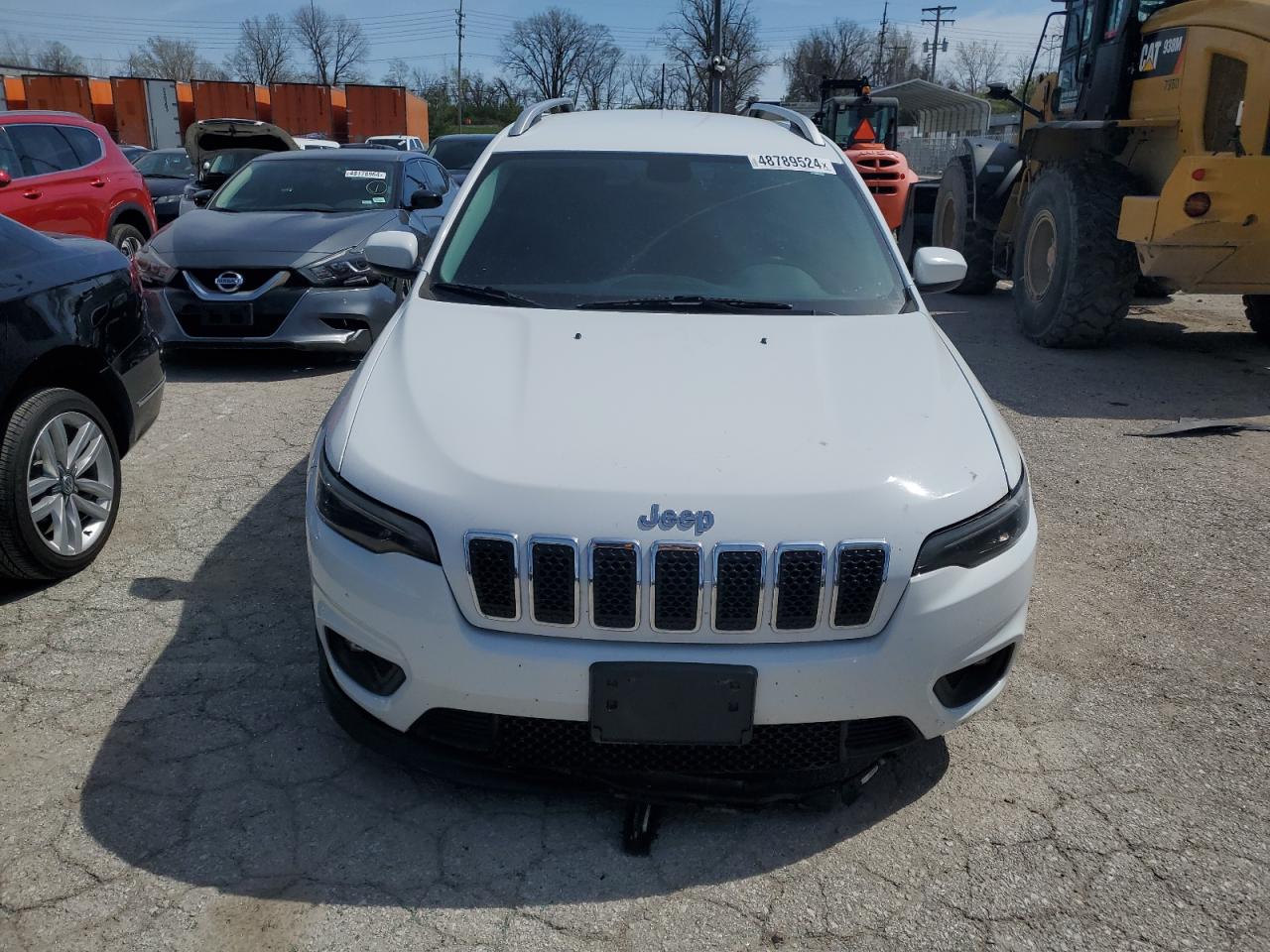 1C4PJLCB8KD266968 2019 Jeep Cherokee Latitude