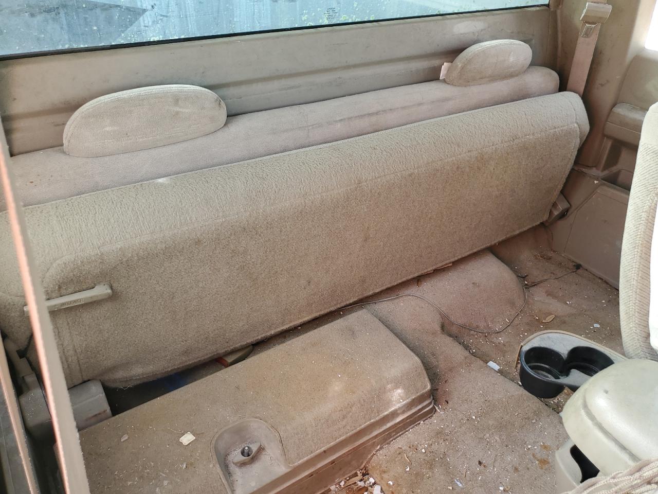 1996 Chevrolet Gmt-400 C1500 VIN: 2GCEC19M8T1223663 Lot: 46068254