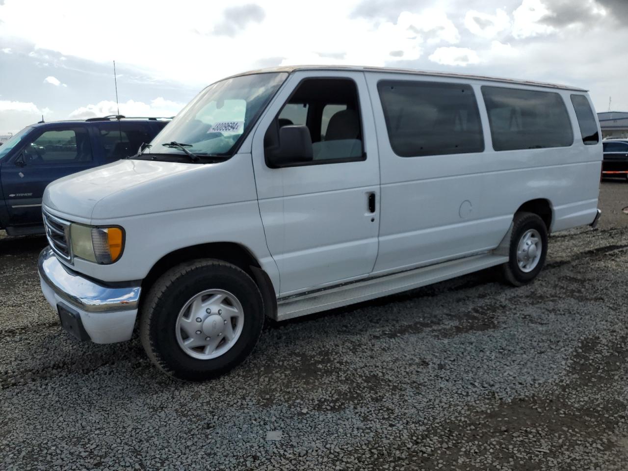 2003 Ford Econoline E350 Super Duty Wagon VIN: 1FBSS31L43HA01742 Lot: 48009694