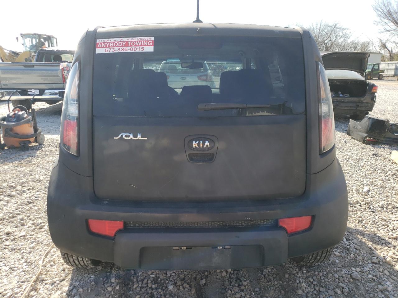 KNDJT2A21B7199397 2011 Kia Soul +