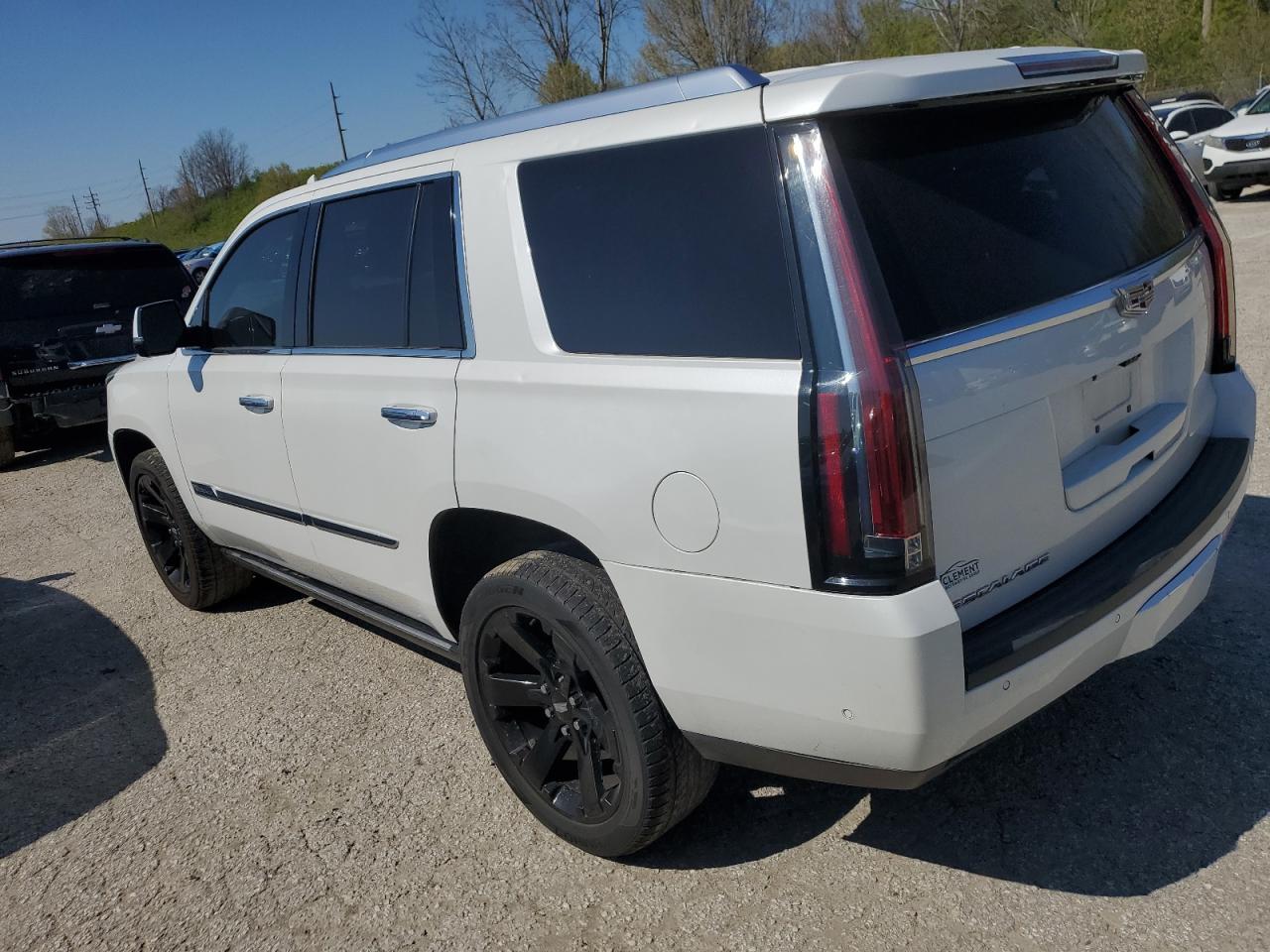 2017 Cadillac Escalade Premium Luxury VIN: 1GYS4CKJ3HR235353 Lot: 48454814