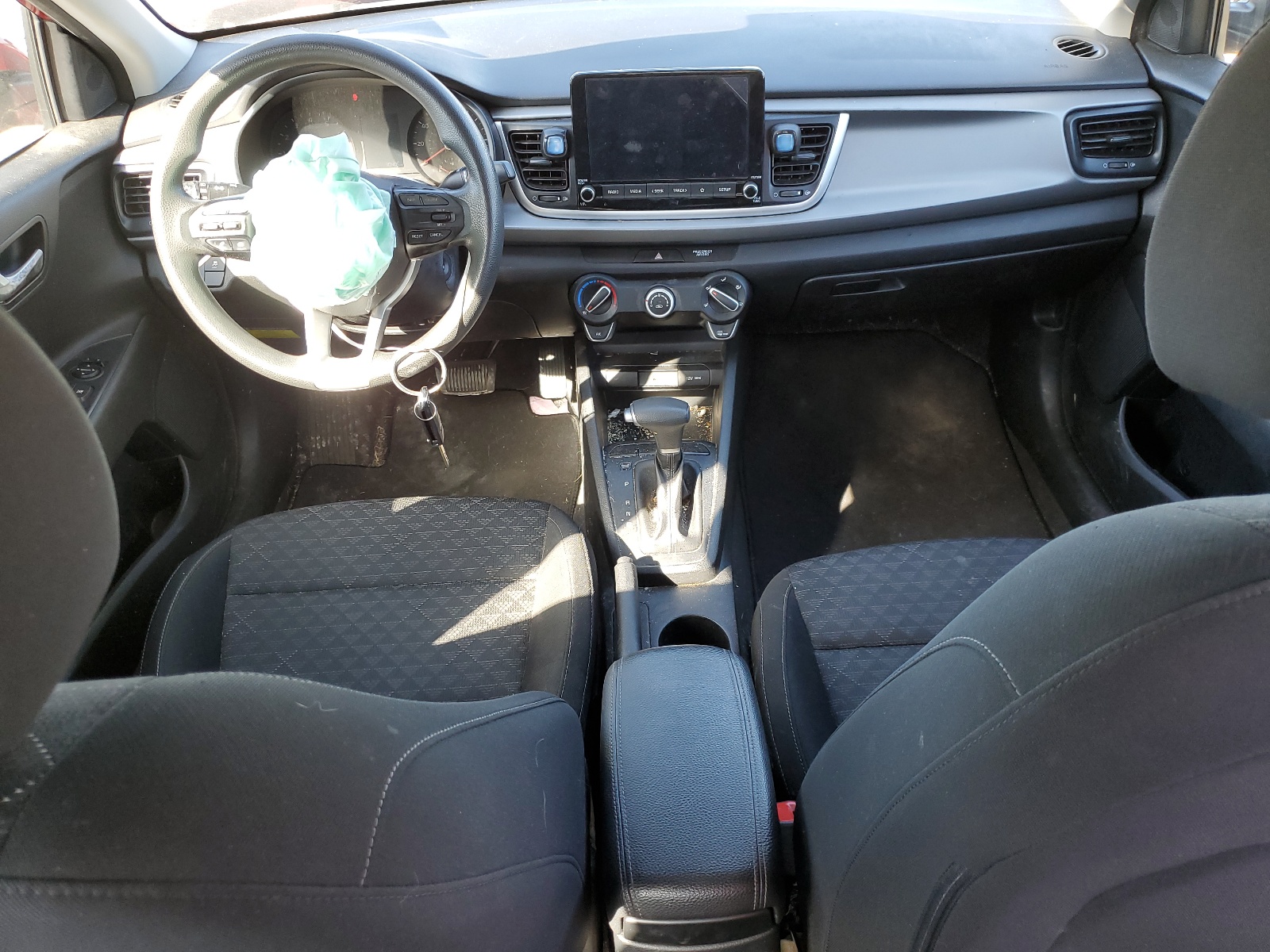 3KPA24AD2ME381757 2021 Kia Rio Lx