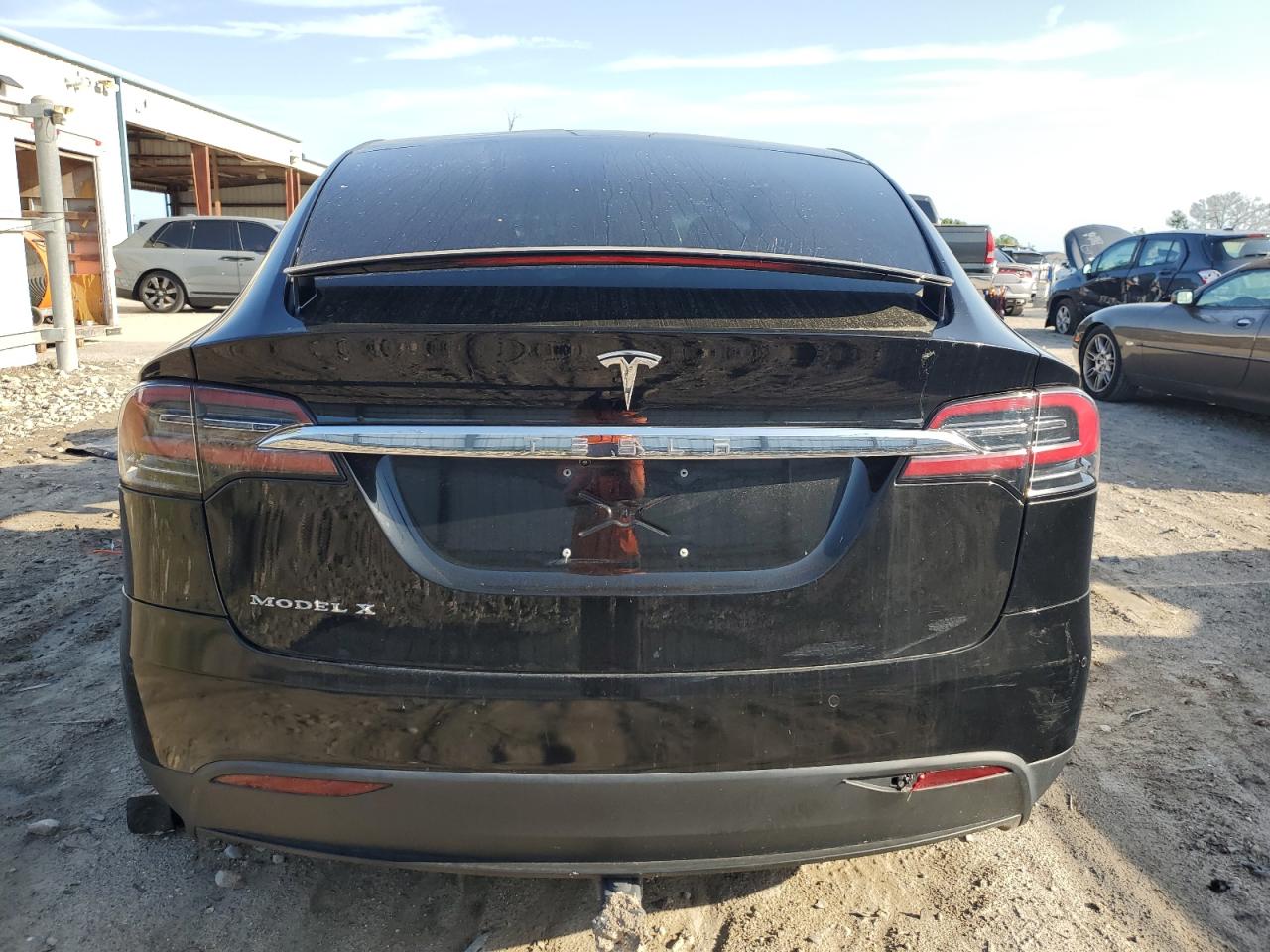 2018 Tesla Model X VIN: 5YJXCDE29JF128652 Lot: 47879724