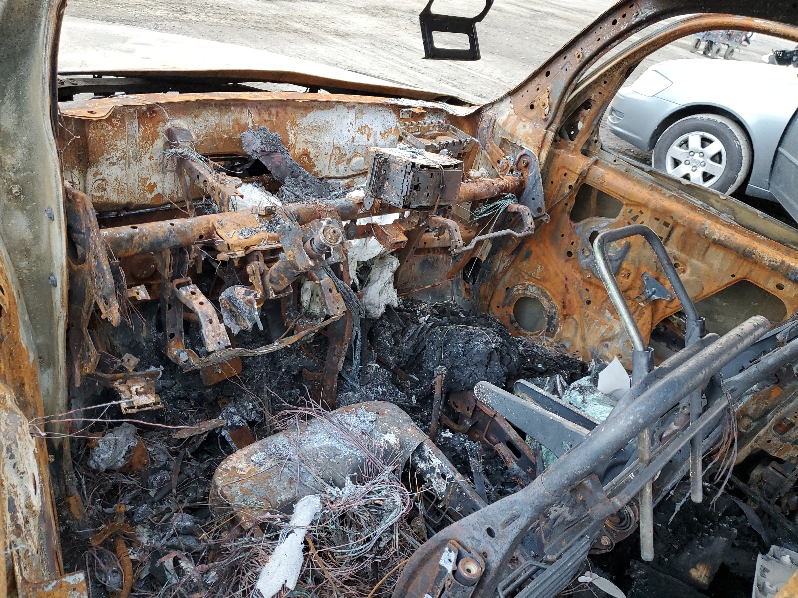 JN8AZ2KR0ET351678 2014 Nissan Cube S