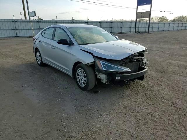 2019 Hyundai Elantra Se VIN: 5NPD74LF3KH481923 Lot: 46920774