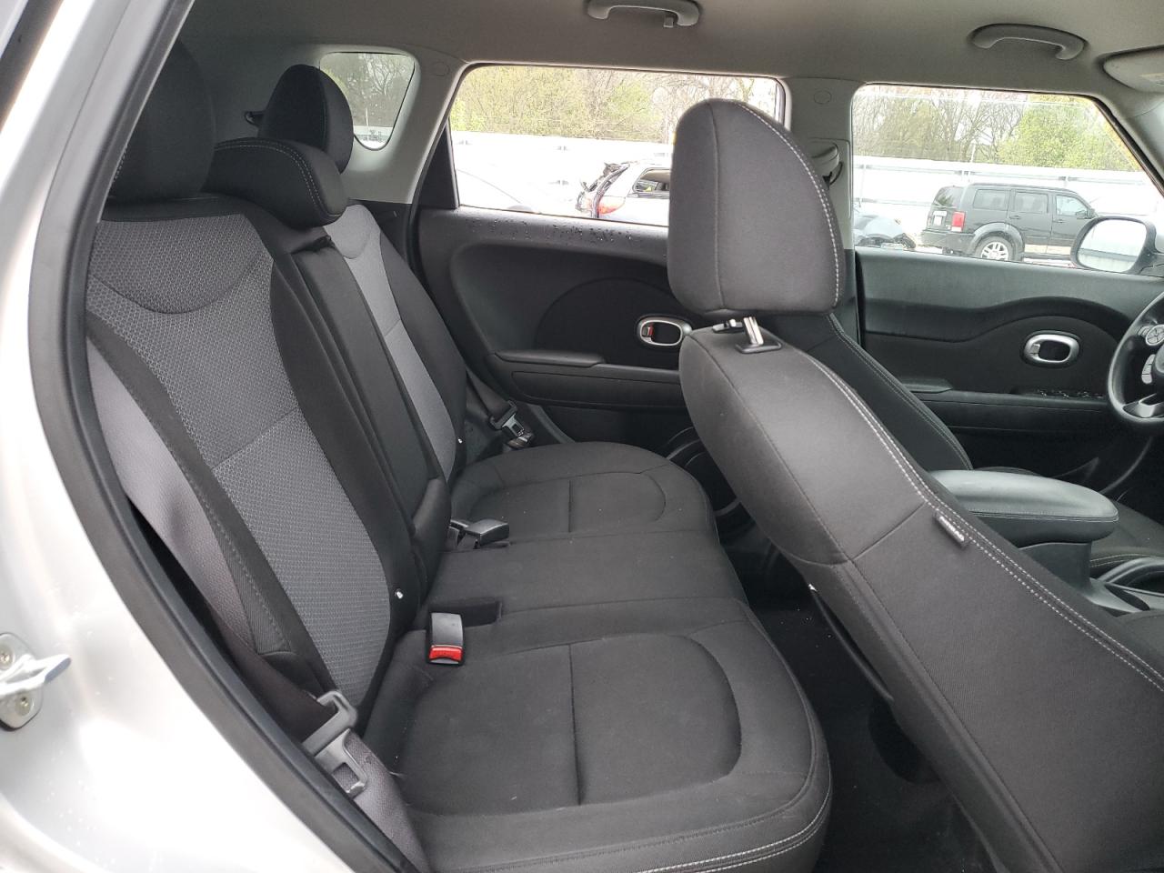 2018 Kia Soul + VIN: KNDJP3A59J7576822 Lot: 46745164