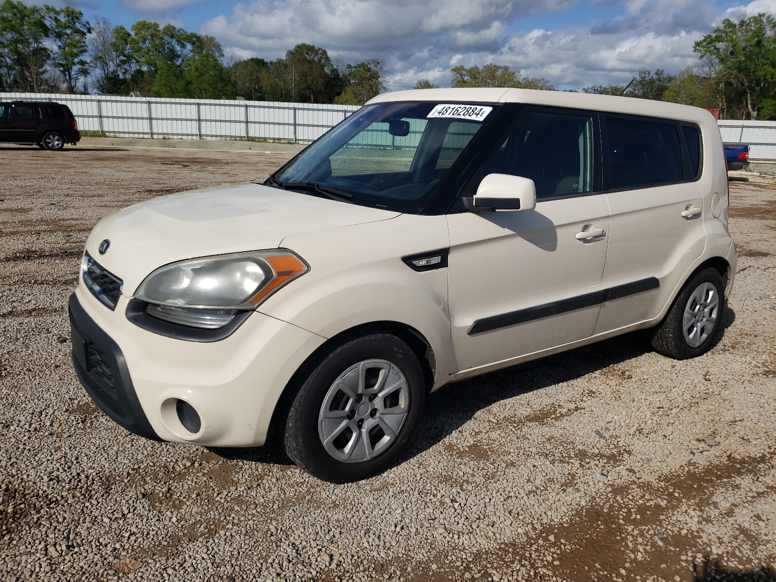 2013 Kia Soul vin: KNDJT2A56D7583057