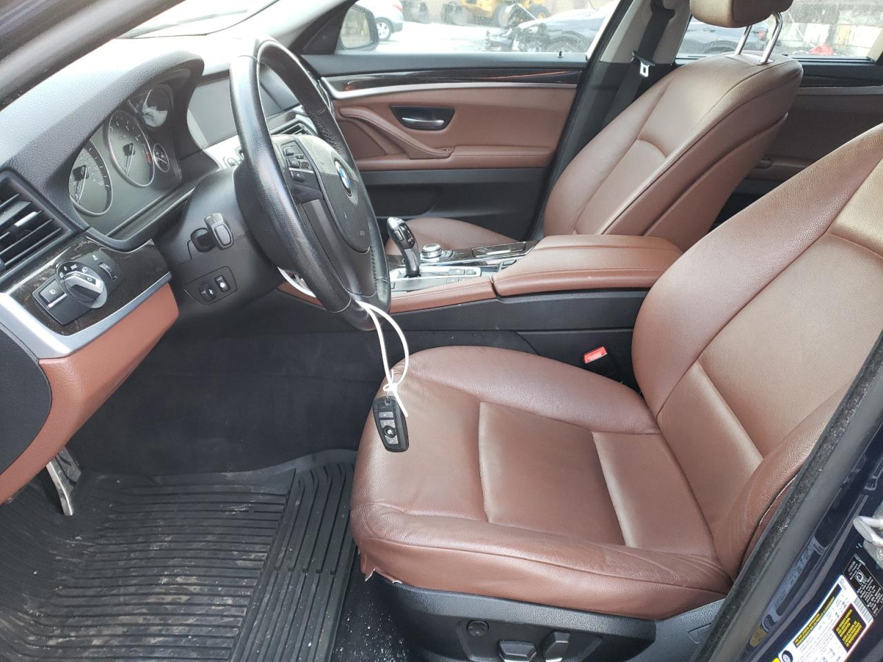 2011 BMW 535 Xi VIN: WBAFU7C53BC780850 Lot: 37990324