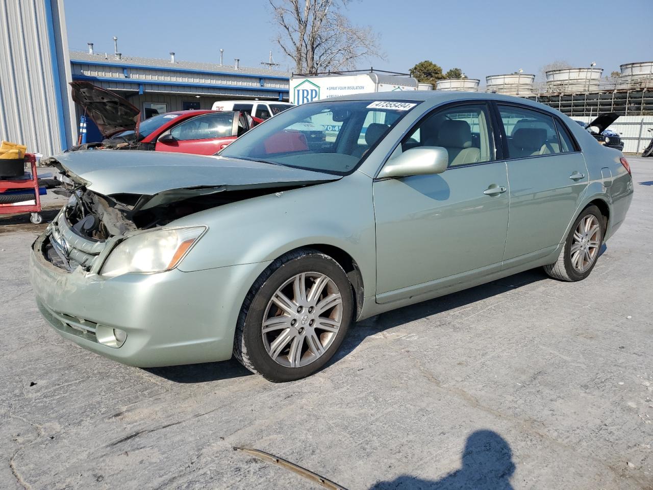 2006 Toyota Avalon - Image 1