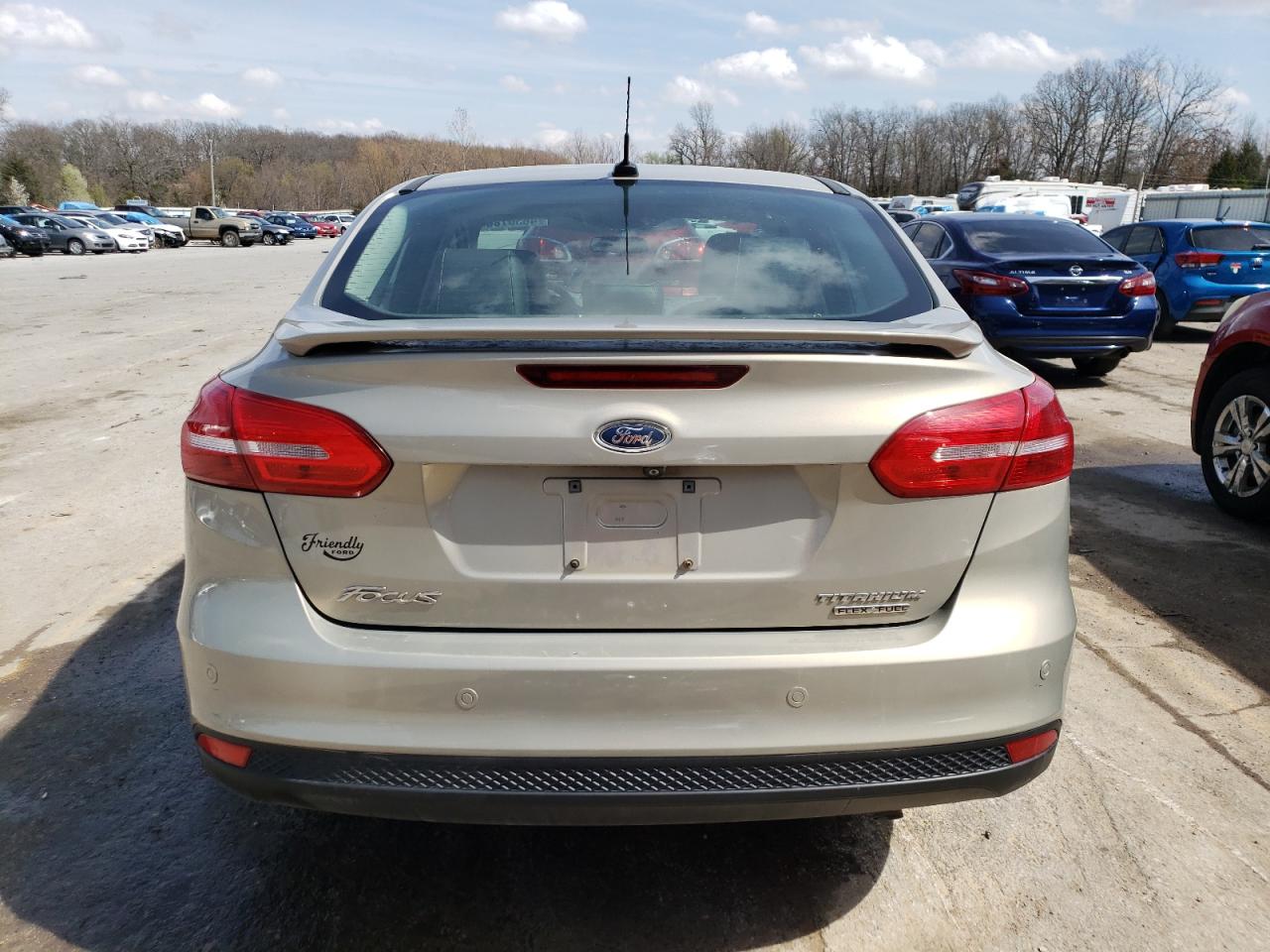 1FADP3J20FL220184 2015 Ford Focus Titanium