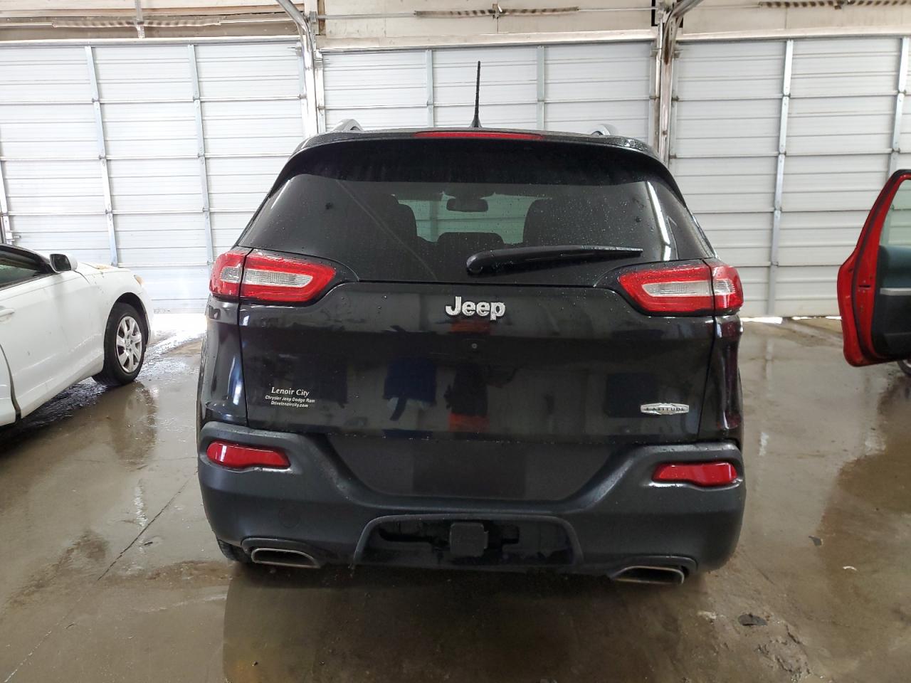 2016 Jeep Cherokee Latitude VIN: 1C4PJLCS9GW302467 Lot: 48482084