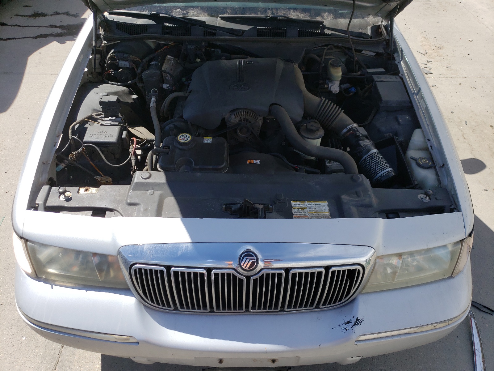 2MEFM75W41X690132 2001 Mercury Grand Marquis Ls