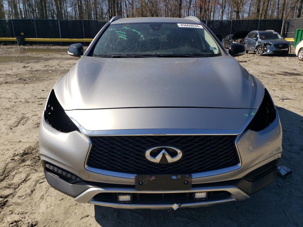 SJKCH5CR3HA036118 2017 Infiniti Qx30 Base