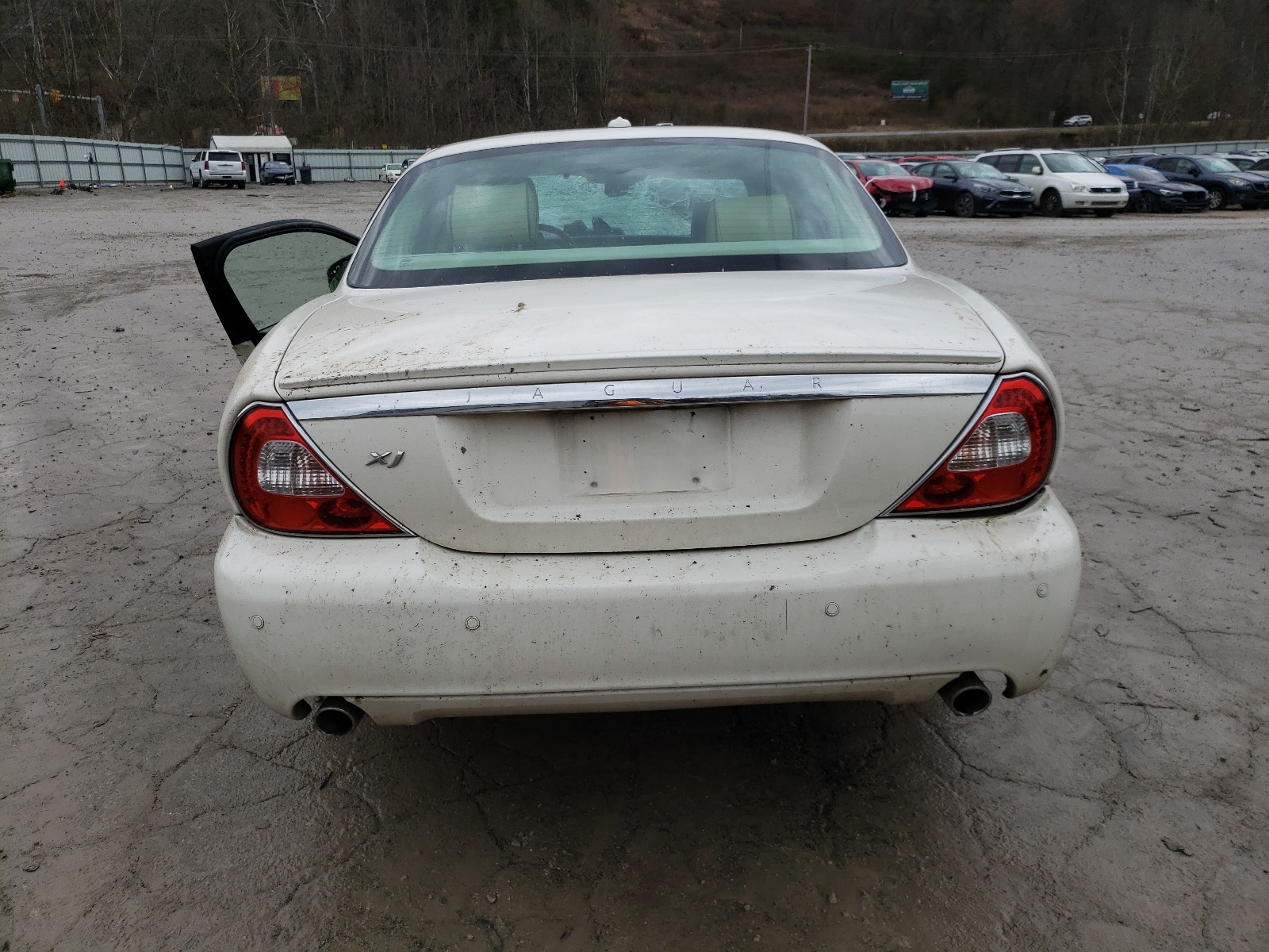 SAJWA71B68SH28460 2008 Jaguar Xj8