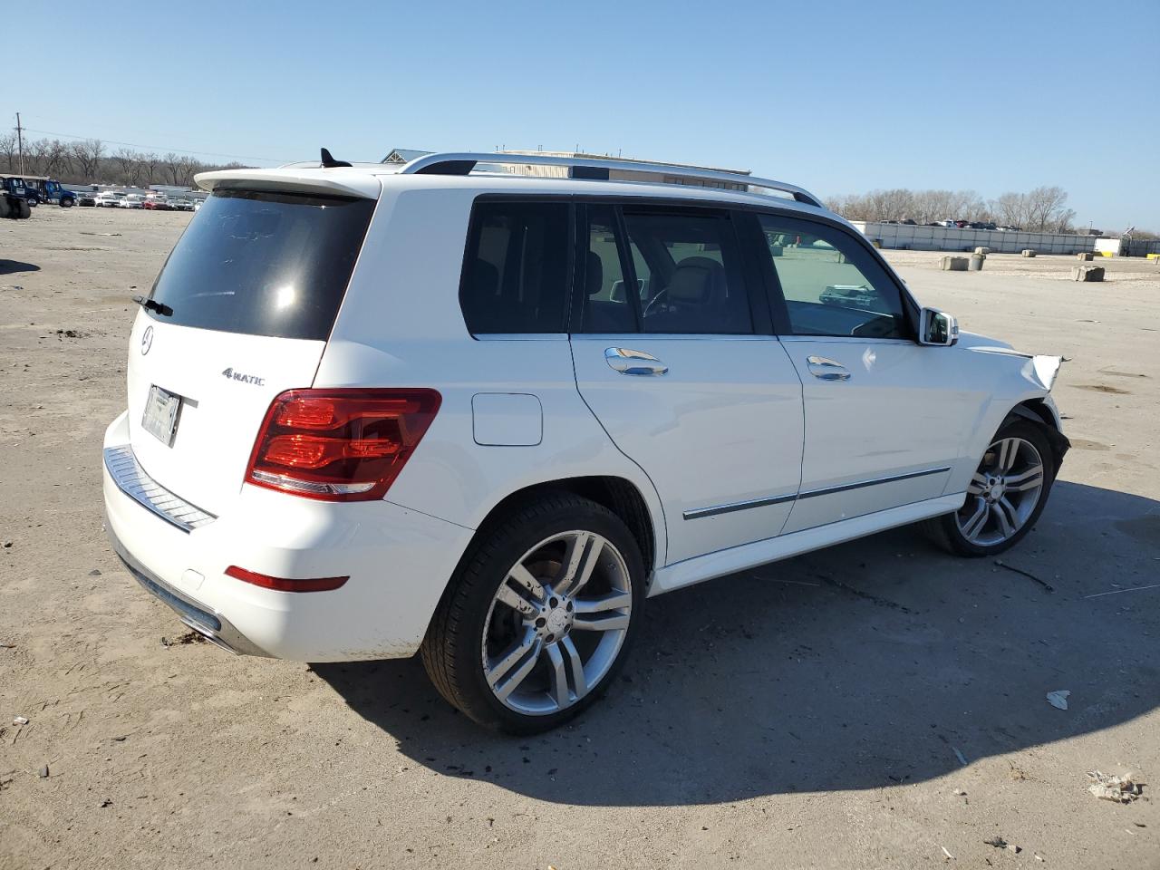 VIN WDCGG8JB5DF982887 2013 MERCEDES-BENZ GLK-CLASS no.3