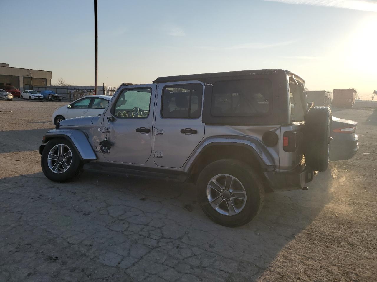 1C4HJXEN8KW592924 2019 Jeep Wrangler Unlimited Sahara