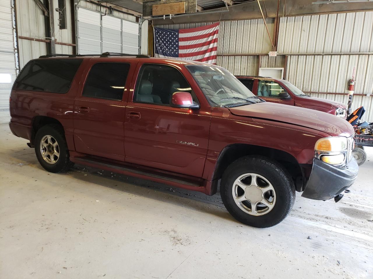 2002 GMC Denali Xl K1500 VIN: 1GKFK66U92J172644 Lot: 49002884