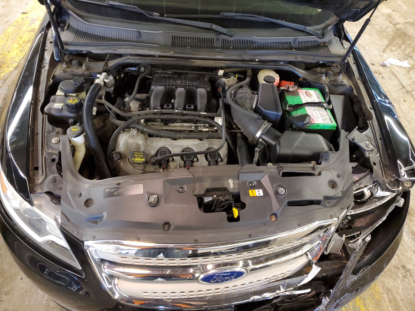 1FAHP2EW8CG107404 2012 Ford Taurus Sel