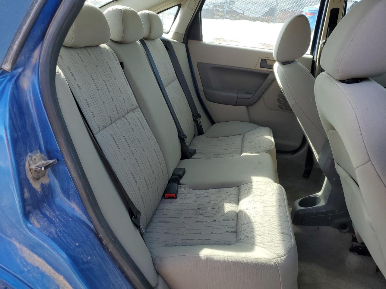 2011 Ford Focus - Image 10