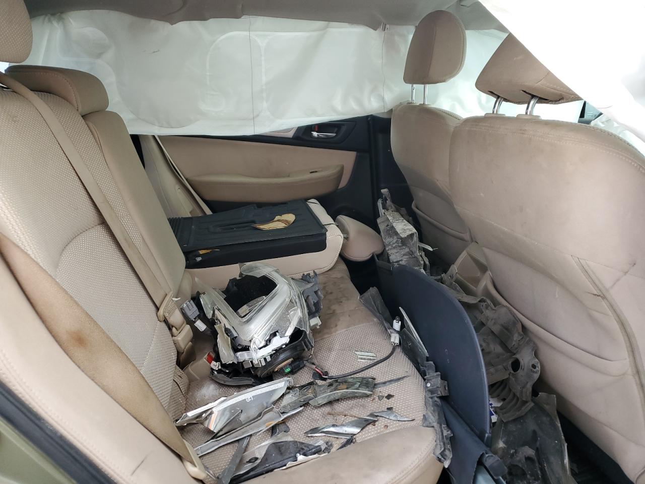 2016 Subaru Outback - Image 10