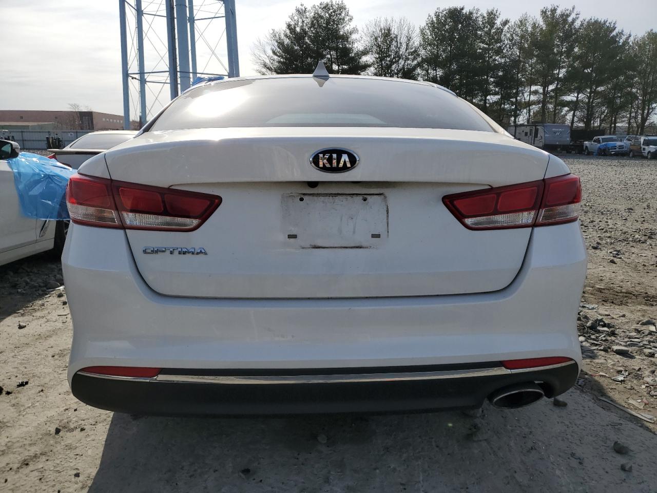 2017 Kia Optima Lx VIN: 5XXGT4L37HG126403 Lot: 46062404
