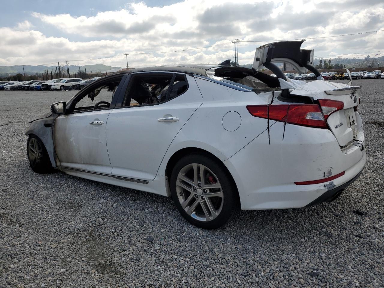 VIN 5XXGR4A69DG158131 2013 KIA OPTIMA no.2