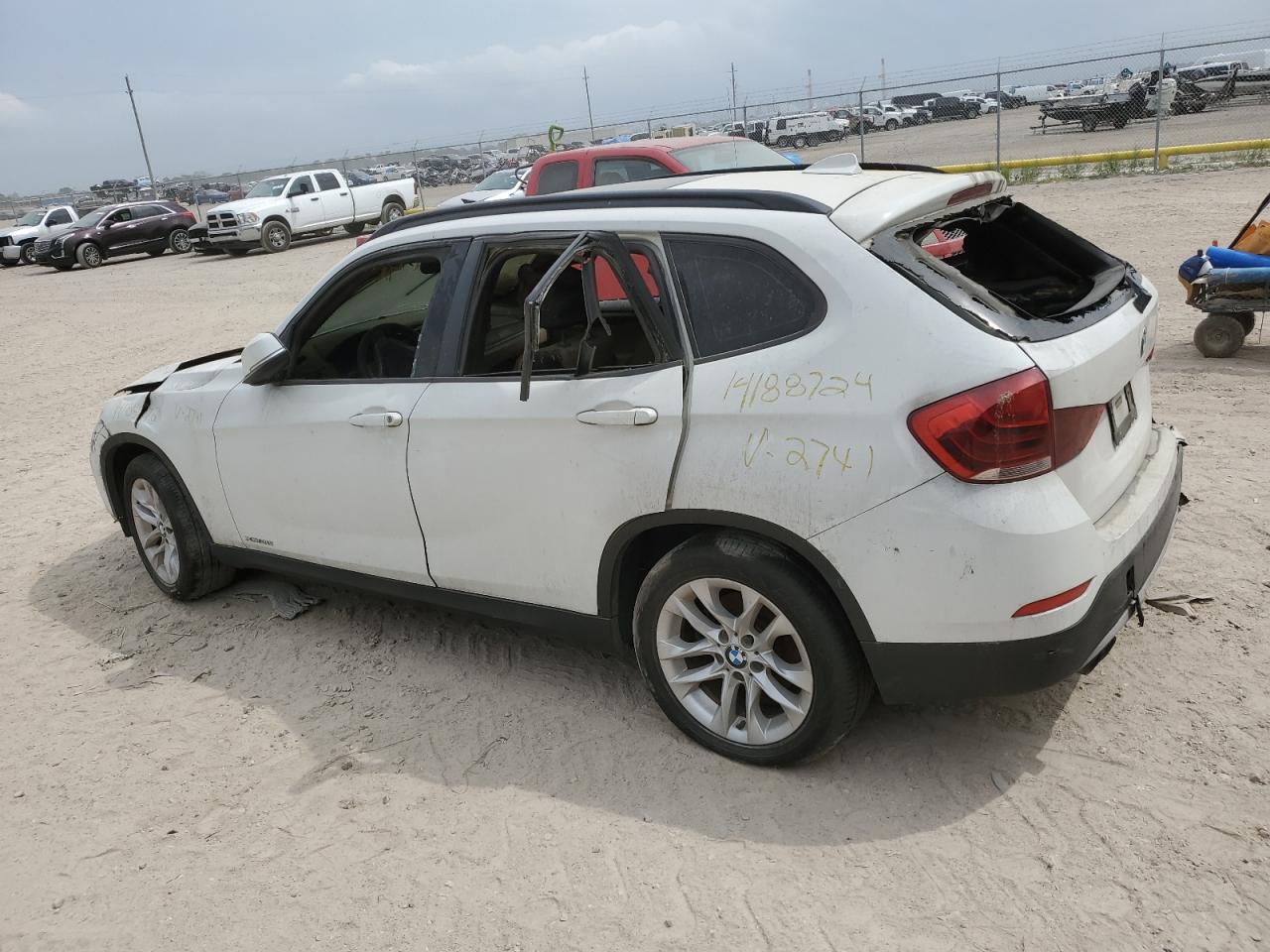 2015 BMW X1 xDrive28I VIN: WBAVL1C5XFVY32741 Lot: 46934904